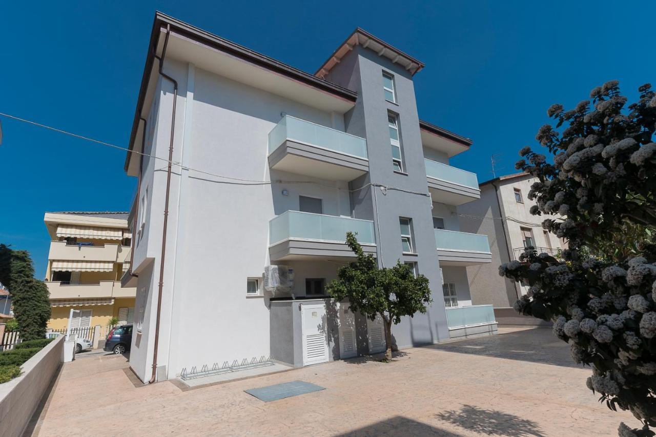 Bed and Breakfast Pineta Del Mare Alba Adriatica Exteriér fotografie